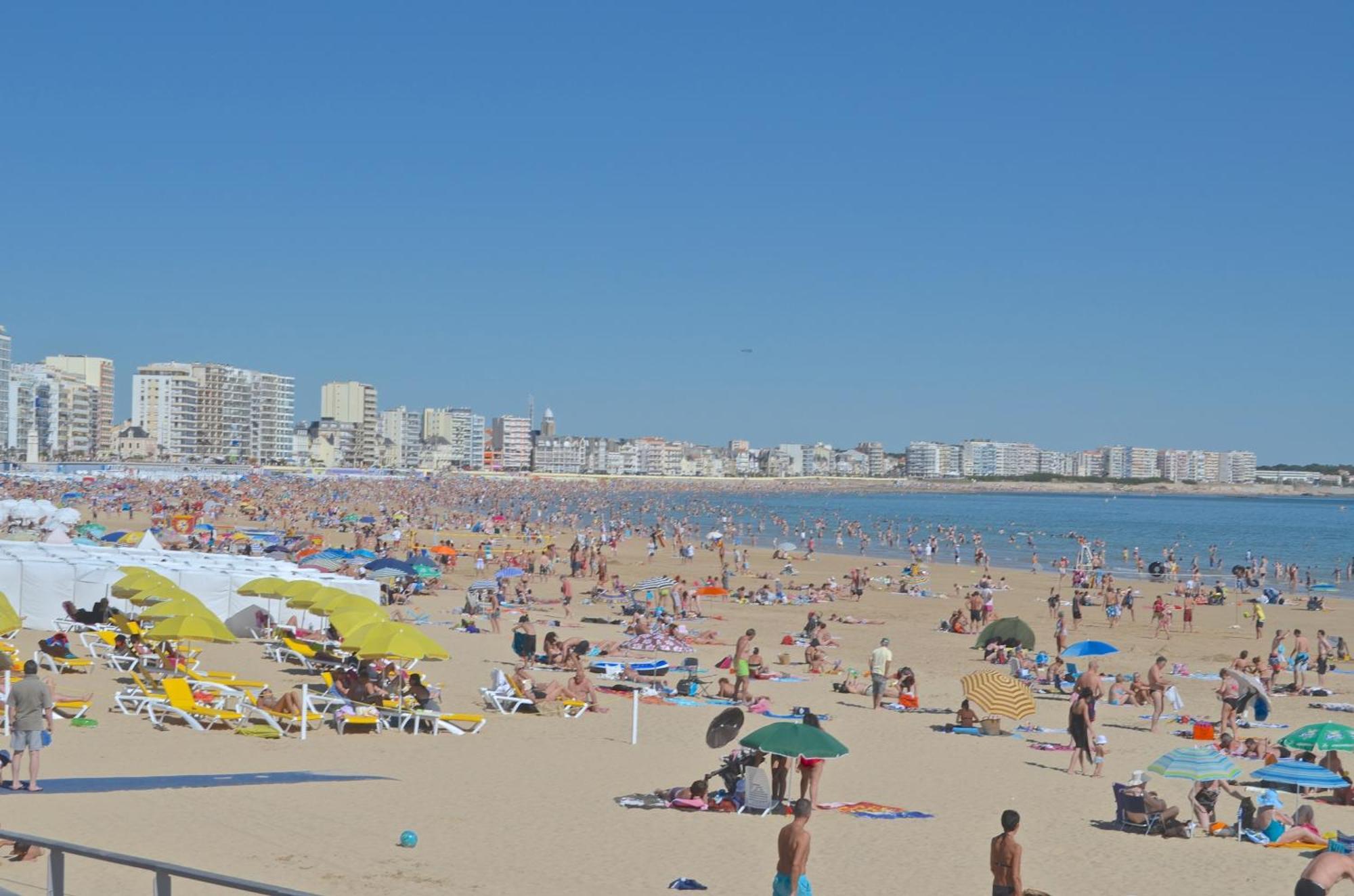 Appartements Front De Mer Sables D'Olonne เลส์ซาบล์-โดล็อนน์ ภายนอก รูปภาพ