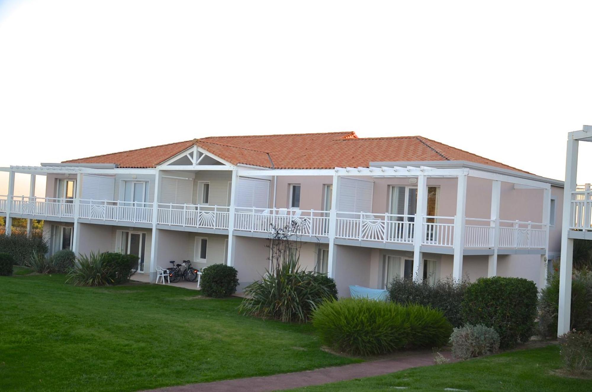 Appartements Front De Mer Sables D'Olonne เลส์ซาบล์-โดล็อนน์ ภายนอก รูปภาพ